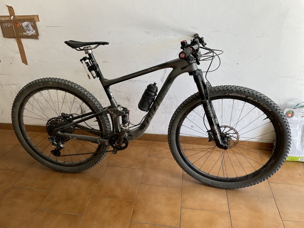 Giant - Anthem pro mis M