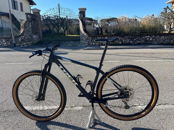 Trek - PRO CALIBER 9.6