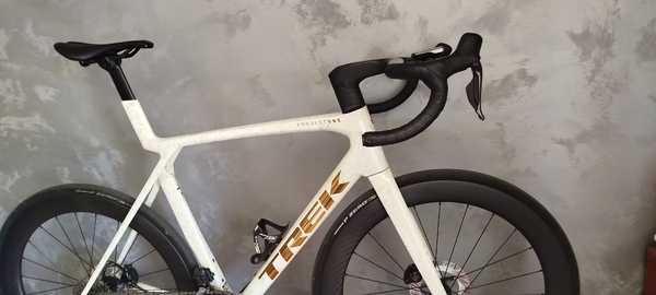 Trek - Madone SLR 7 Gen 8 tg. L / 58