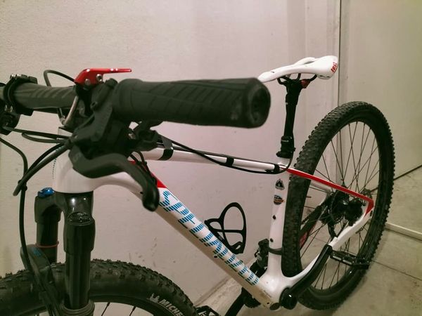 Specialized - stumpjumper HT comp 29