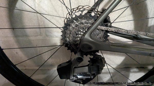 Canyon - Endurance CF SL 