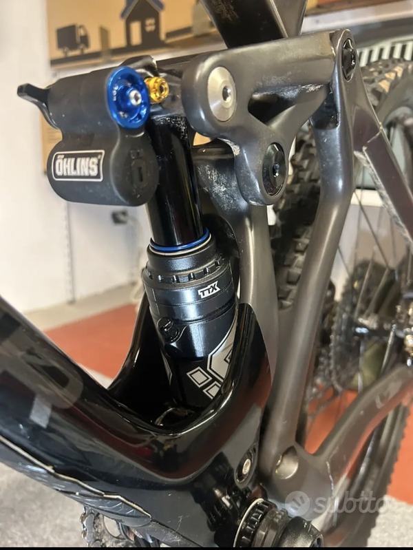 Mondraker - SuperFoxy Carbon