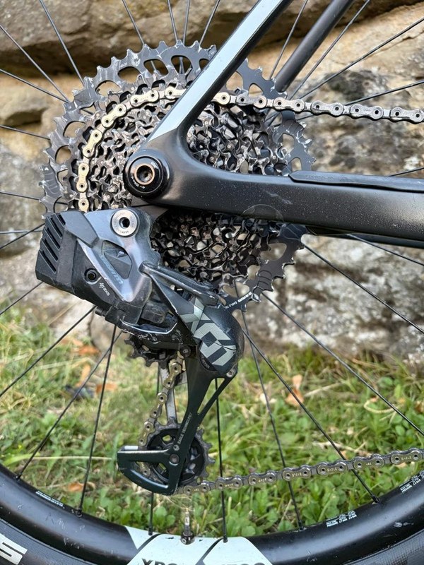 Canyon - Exceed CF SLX 8