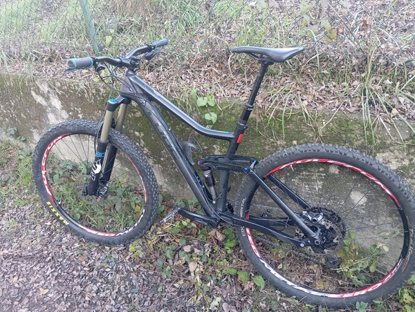 Cube - Stereo HPC carbon pro 29 